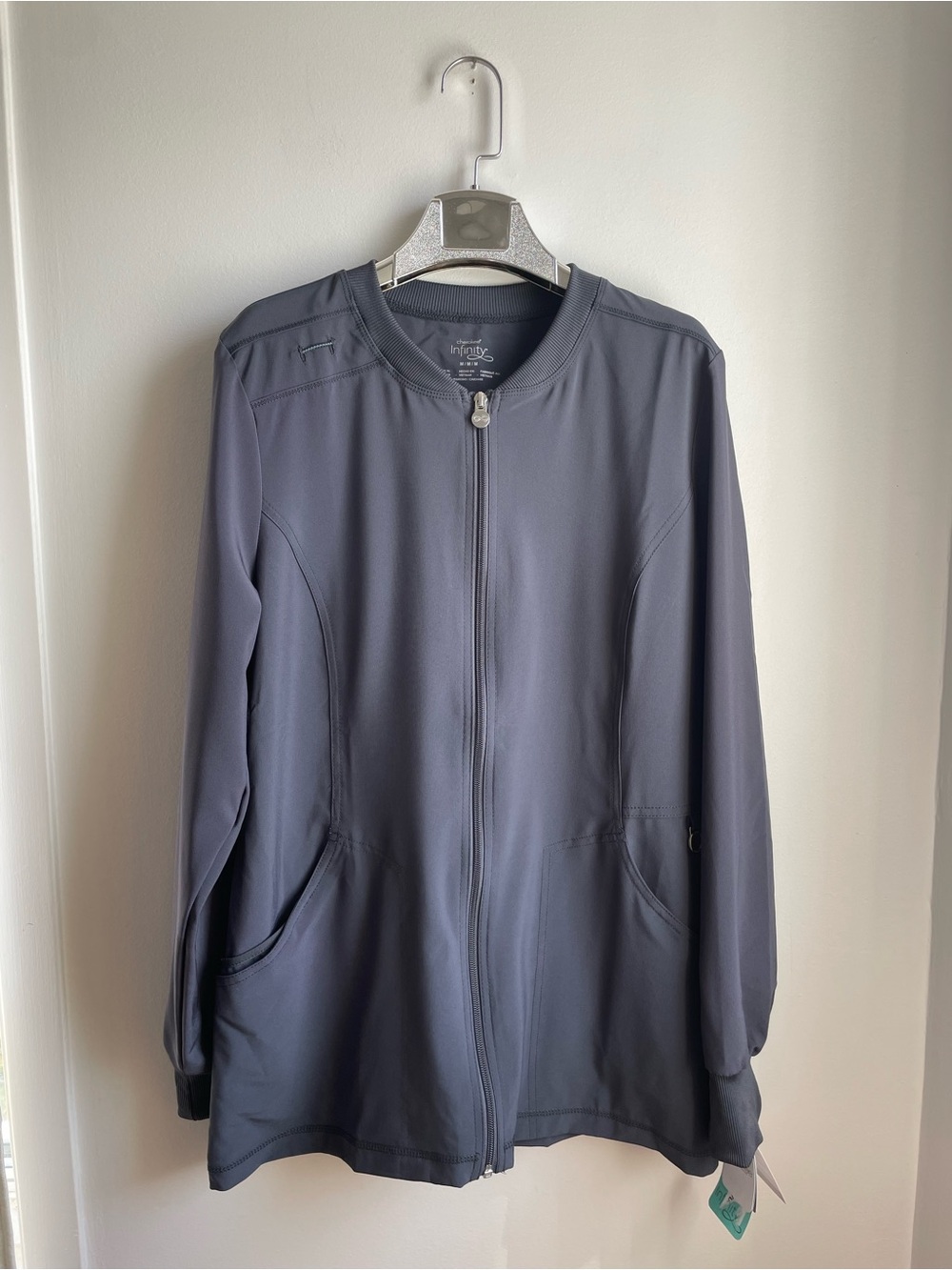 Cherokee Grey Infinity Zip up Scrub-Antimicrobial-Wrinkle Resist-Moist Wicking-M